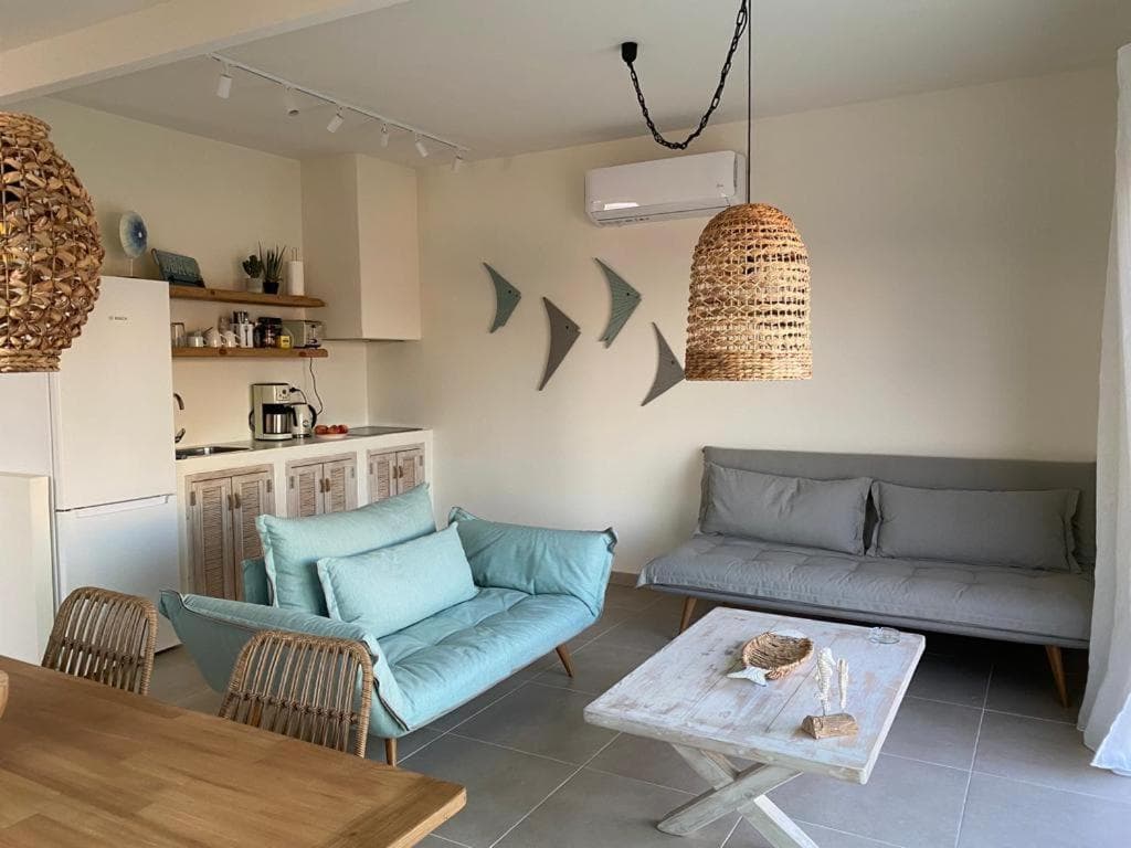 DEJA BLUE VILLAS , SAINT GEORGE ANTIPAROS — εικόνα 13