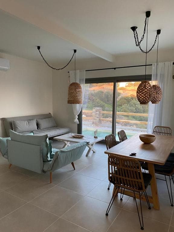 DEJA BLUE VILLAS , SAINT GEORGE ANTIPAROS — εικόνα 1